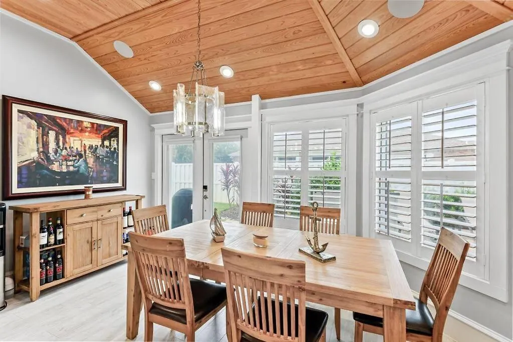 Holiday home Serenity By The Sea 3 Bedroom 3.5 Ba Destin
