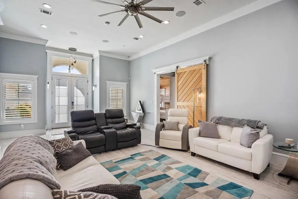 Serenity By The Sea 3 Bedroom 3.5 Ba Destin Holiday home