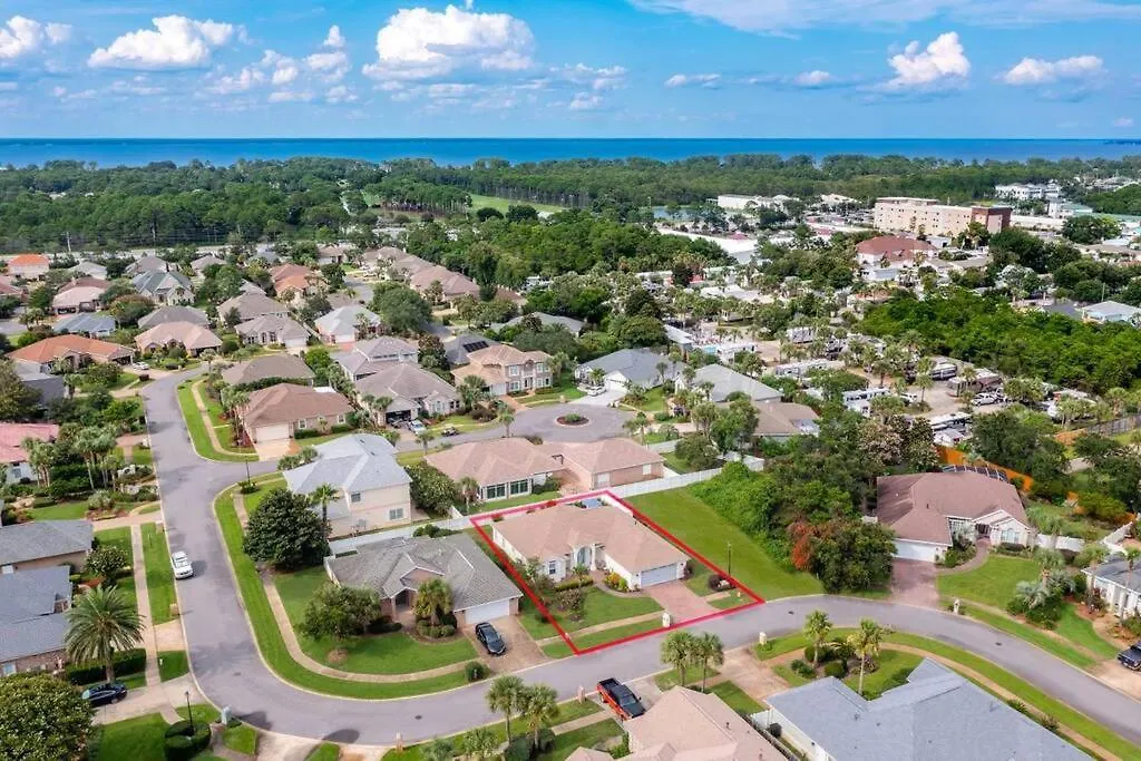 Serenity By The Sea 3 Bedroom 3.5 Ba Destin