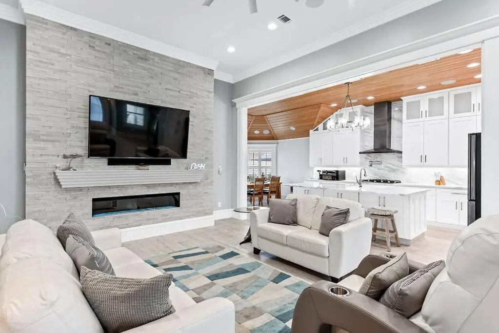 Serenity By The Sea 3 Bedroom 3.5 Ba Destin 0*,  United States